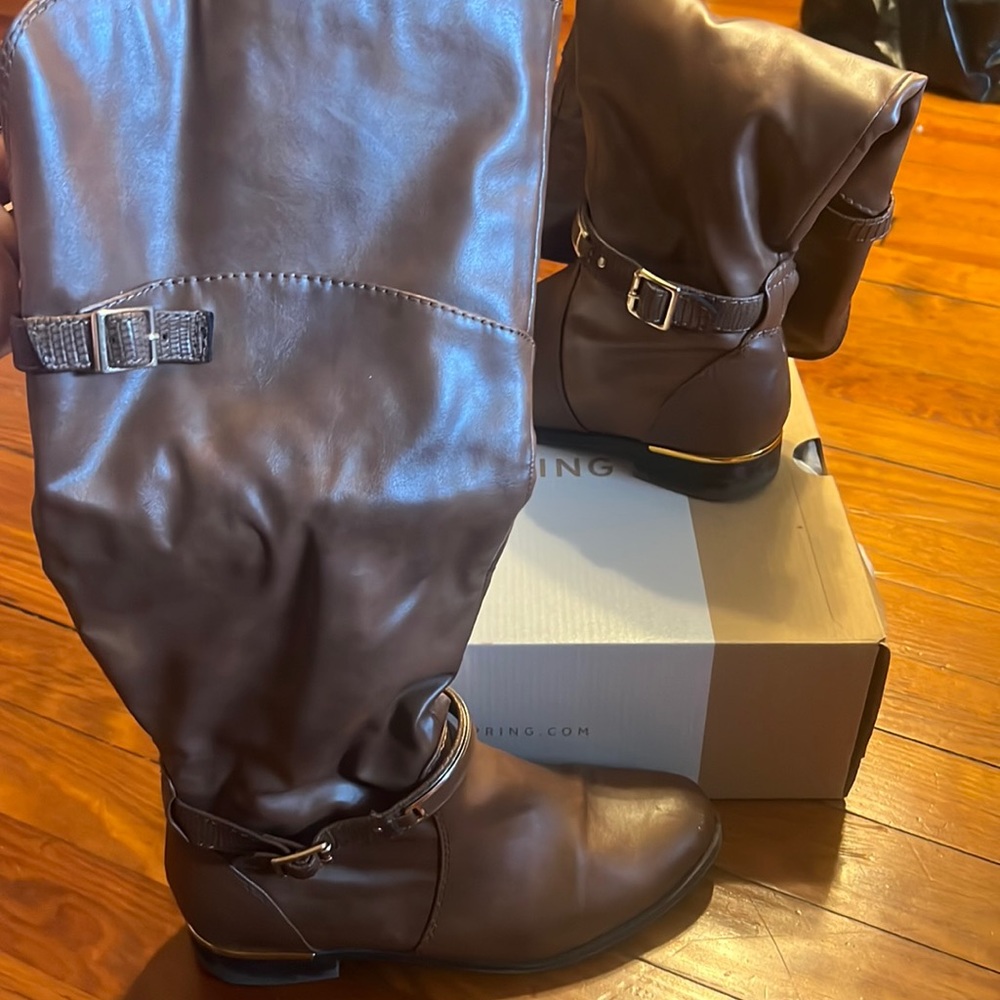 Brown calf boots